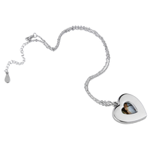 Load image into Gallery viewer, Heart Shaped Photo Necklace With Chain
